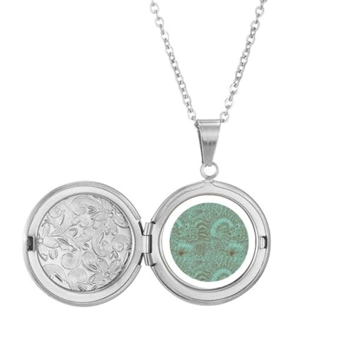Collier médaillon poissons bleus au design fin et finitions luxe