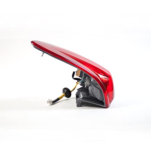 TYC Right Tail Light Assembly Compatible with 2005-2007 Toyota Sequoia by TYC - Used condition - Image 5