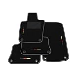 Kit de de alfombrillas compatibles con Porsche Panamera 970 2009-2016. COMPOSICIÓN DEL SET: 2 alfombrillas delanteras y 2 alfombrillas traseras, botones instalados. Color: moqueta negra, borde negro, costura blanca.
