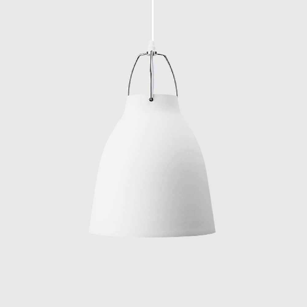 Luminaire suspendu réglable et moderne en métal élégant pour un salon au style ferme
