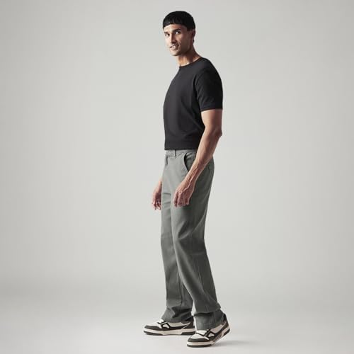Image of Levi's Men's Grey Loose Fit Mid Rise Jeans