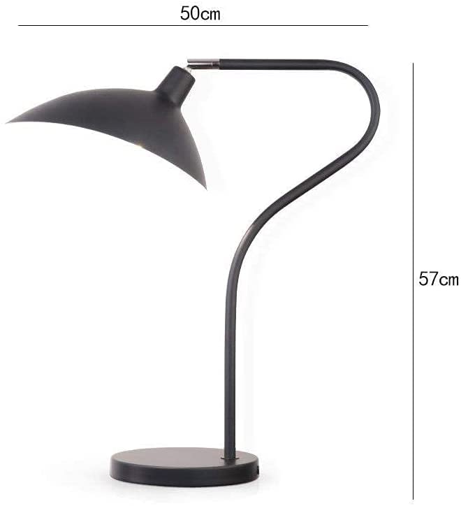 Lampe créative salon décoratif au design minimaliste et finitions métal