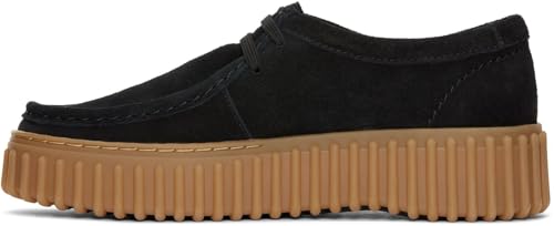 Image of Clarks Torhill Bee Nubuck Schuhe in