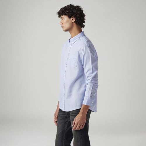 Image of Levi's Men's Solid Slim Fit Shirt