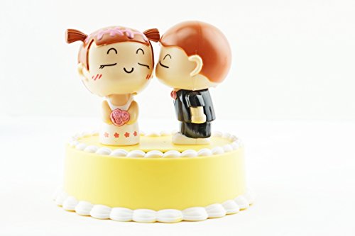 6goodeals Mstechcorp, Muti-Set Solar Toy Kissing Groom and Bride on a Cake for Home Decor Wedding Party Gift (1, Yellow Cake)