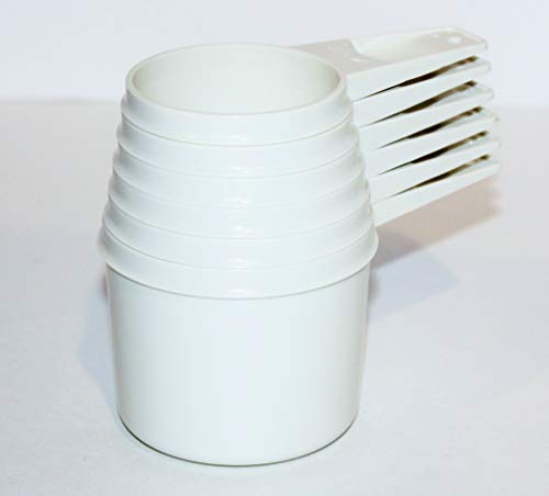 Tupperware Vintage Measuring Cups Set of 6 in Ivory White