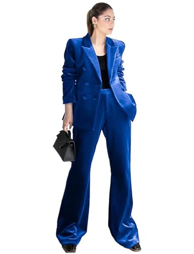 Costume en velours femme chic idéal pour un mariage officiel et grandes réceptions