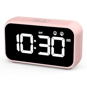 HOMVILLA Réveil Numérique LED avec Fonction Snooze, 2 Alarmes, Surface Miroir Rechargeable USB 12 / 24H pour Bureau de Chambre