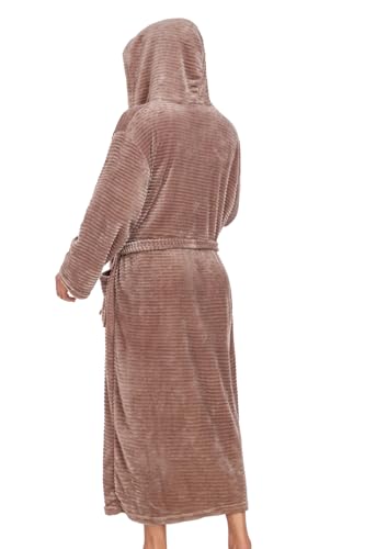 Mens Fleece Hooded Bathrobe Soft Plush Long House Coat with Pockets Flannel Nightgown Fluffy Warm Robe Sleepwear3