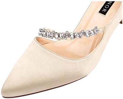 Stepping into Style: ERIJUNOR Women’s Kitten Heel Pumps Review