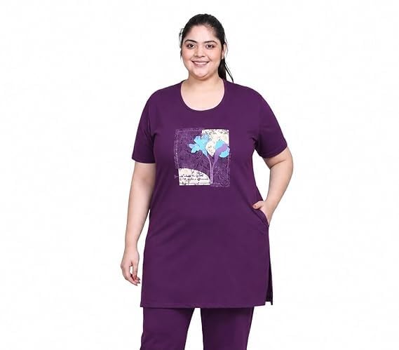 Image of In Love Women Cotton Regular Fit Plus Size Long-Line Chest Print T-Shirt with Pocket
