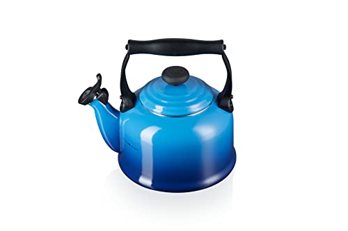 Le Creuset Traditional Stove-Top Kettle with Whistle, Suitable...
