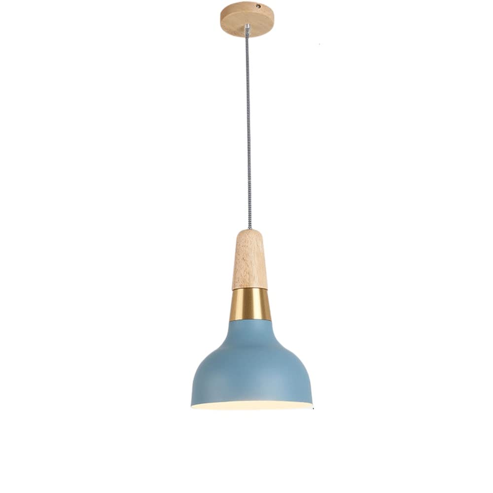 Suspension moderne en bois pour éclairer un salon sombre