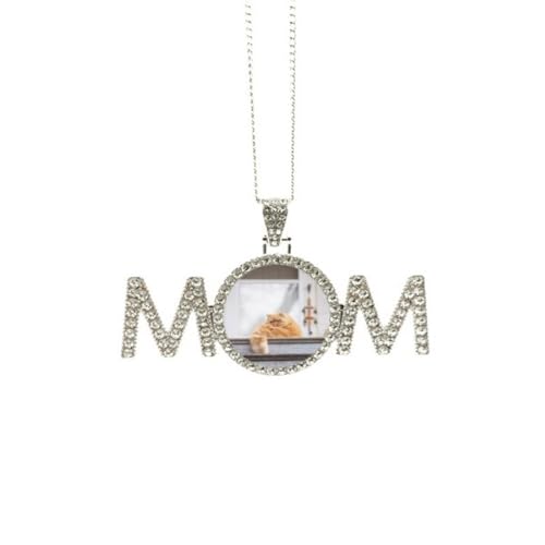 Collier avec photo de chat un souvenir précieux pour la fête des mères