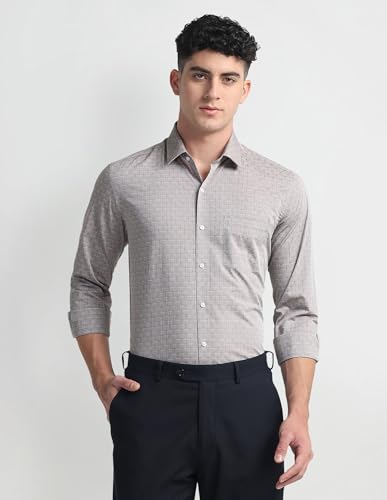 Image of Arrow Men's Cotton Structu Slim Fit Shirt