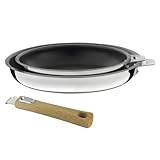 DESIGN PRATIQUE ET MODERNE : Ces poêles possèdent des poignées amovibles en bakélite effet bois clair, permettant une manipulation aisée et un rangement optimisé. Le revêtement Greblon CK2 en céramique, sans PFAS, PTFE ni PFOA, assure une cuisson saine et facile à nettoyer. Leur capacité à s'empiler économise de l'espace, rendant ces poêles idéales pour les cuisines avec un espace limité.