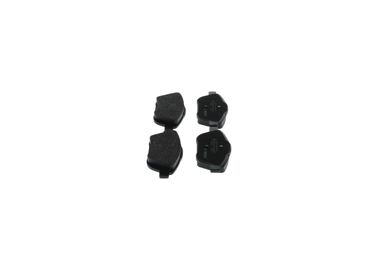 Bosch BP1360 - Plaquettes de Frein Avant pour Voiture - Jeu de 4 | Qualité Bosch - Réduction du Bruit et de la Poussière - Certifié ECE-R90 - Sans Cuivre - Avec Accessoires