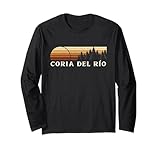rio corgo streaming Celebra Coria del Río España con este diseño vintage de puesta de sol de hoja perenne. Un aspecto atemporal que combina encanto retro y estilo duradero, perfecto para aquellos que aprecian el orgullo duradero de la ciudad o el campo.