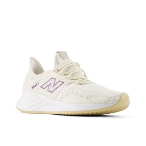 Image of New Balance Women's Fresh Foam Roav Running Shoe