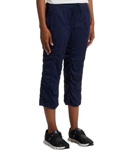 THE NORTH FACE Women's Aphrodite 2.0 Capri, Summit Navy-NPF, Medium Regular