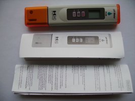 HM DIGITAL PH Meter PH-80 Handheld Water Resistant Water Quality Tester Pen with ATC for Hydroponics Gardening Aquariums Reefs Pools Spas Water Treatment Drinking Water