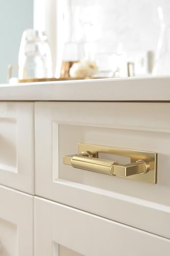 Image of Amerock Medora 3 inch Golden Champagne Backplate | Decorative zinc cabinet hardware backplate designed to complement knobs and pulls while protecting cabinet surfaces