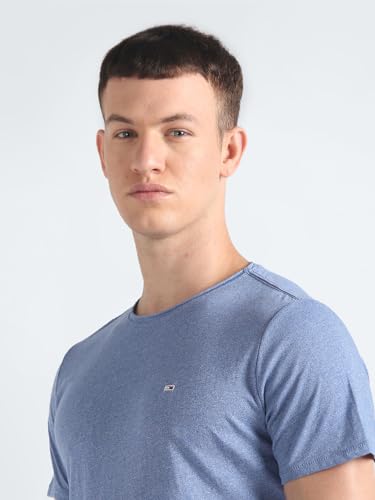 Image of Tommy Hilfiger Men's Cotton Solid Slim Fit T-Shirt