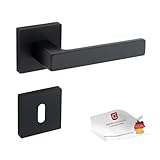 👍🏻 FUNKTION NACH MASS: Der Schraubabstand / Bohrabstand der Rosetten beträgt 38 mm - passend für alle deutschen DIN Schlosskästen. Die Hochhaltefeder bzw. Rückholfeder im Türbeschlag sorgt dafür, dass der Türgriff nicht hängen kann – Ein angenehmes Feedback und zudem zuverlässig, langlebig und komfortabel.