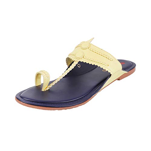 Image of Metro Women's Gold Leather Stylish Fashion Kolhapuris