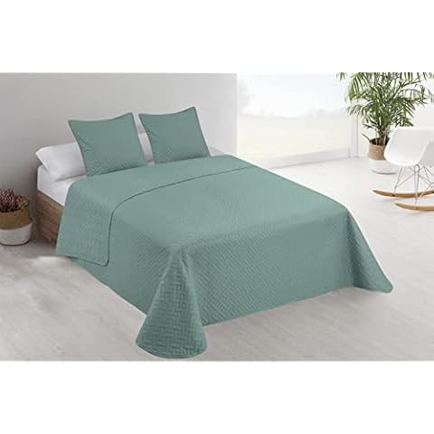 Donegal Collections - Colcha Bouti Lisa Acolchada y Reversible + 2 Cojines Cama 135/140 cm, Color Verde Cover
