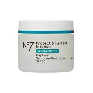 No7 Protect & Perfect Intense Advanced Face Cream – Hydrating Face Moisturizer with SPF – Formulated with Hyaluronic Acid & Collagen Peptide Technology to Help Reduce Fine Lines & Wrinkles (1.69 Oz)