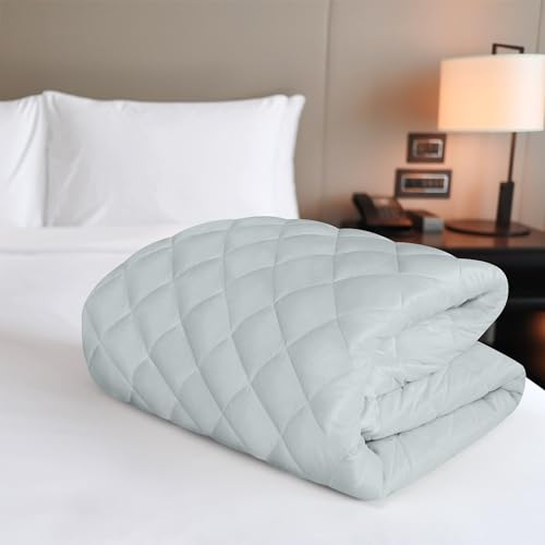 Utopia Bedding Quilted Fitted Mattress Pad, Twin Size, Elastic Fitted Mattress Topper Protector and Cover Stretches up to 16 Inches Deep, Machine Washable (Light Grey)