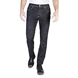 Carrera è un marchio veronese con oltre 50 anni di esperienza, che si distingue per l'utilizzo di tecnologie all'avanguardia e per lo sviluppo costante di materiali innovativi. I suoi jeans, giubbotti e T-shirt si caratterizzano per modernità, qualità e confortevolezza.