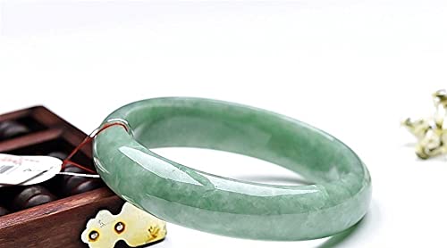 Amulette chinoise en jade vert bracelet bien-être style zen quotidien