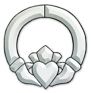 Large Irish Claddagh Bevel Cluster