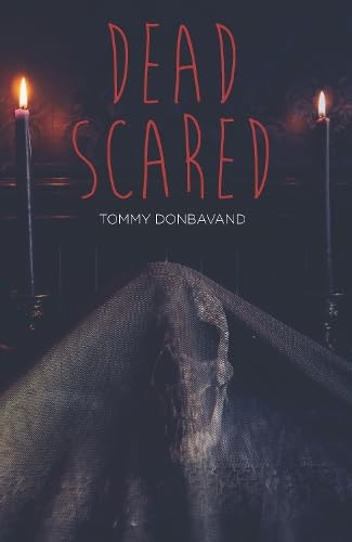 Dead Scared (Teen Reads)