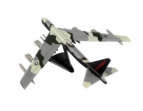 Daron Worldwide Trading B-52 Stratofortress Vehicle (1:300 Scale) - Thumbnail 6