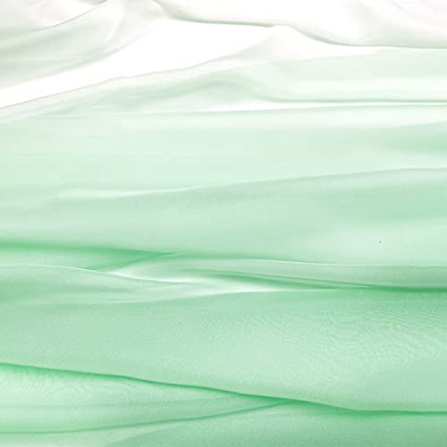 Tissu transparent fluide pour habiller vos tables de banquet et masquer les imperfections