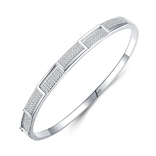 Bracelet pour femme en argent 925 idéal pour illuminer vos tenues de bureau et vos soirées