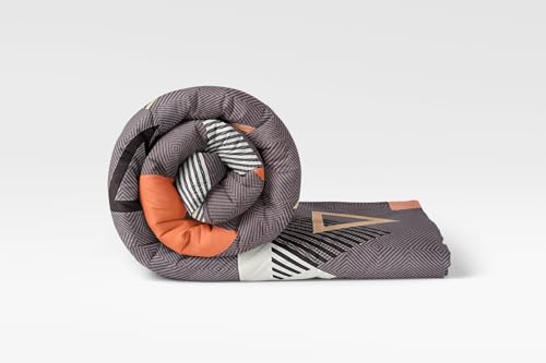 Image of LOOMLYFE 300 TC All Season King Size AC Comforter || Blanket || Duvet with 1 King Size Elastic Fitted Bedsheet and 2 Large Pillow Cover - 4 Piece Comforter Set - GreyTriangle
