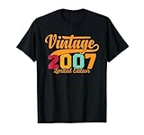 Photo Gallery vintage 17th birthday decorations men funny 2007 17 birthday maglietta Photo Gallery vintage 17th birthday decorations men funny 2007 17 birthday maglietta