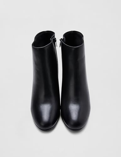 Image of ELLE Women's Stylish Ankle Boots with Block Heel