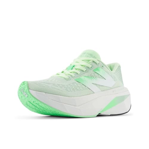 New Balance FuelCell SuperComp Trainer V3