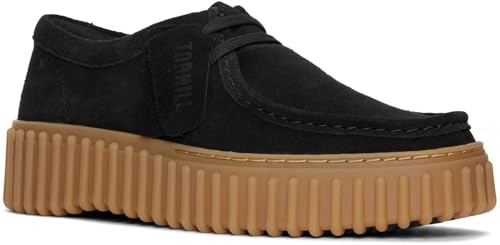 Image of Clarks Torhill Bee Nubuck Schuhe in