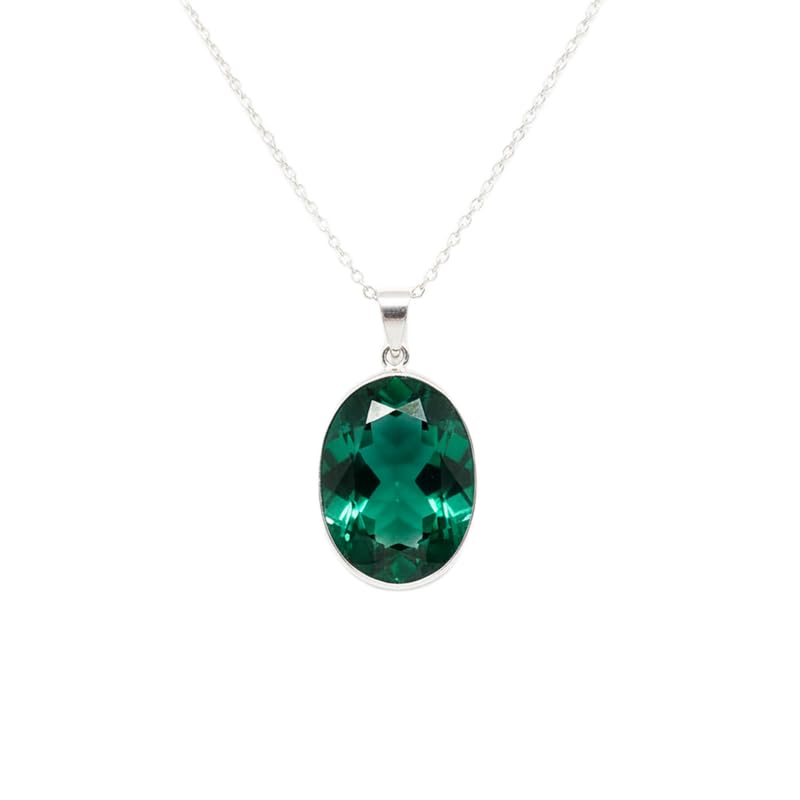 Collier en quartz vert ovale pour sublimer vos tenues bohèmes chic au quotidien