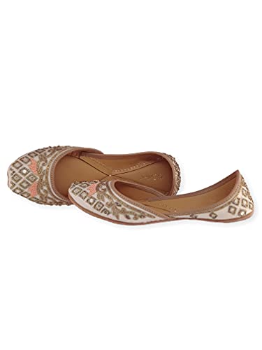 Women's Marguerite Daisy Gold Genuine Soft Leather Embroidered Jutis | Bite and Pinch Free Jutti | Punjabi Formal Juttis | Girl's Indian Wedding Flat Ladies Mojari | Formal Ethnic Juti |2