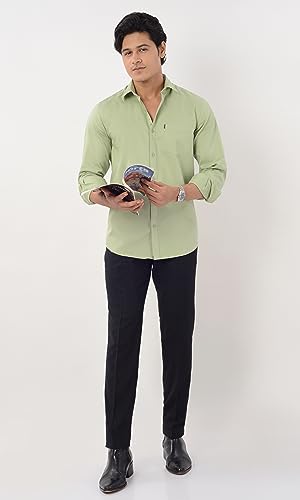 Image of Men's Solid Slim Fit Shirt