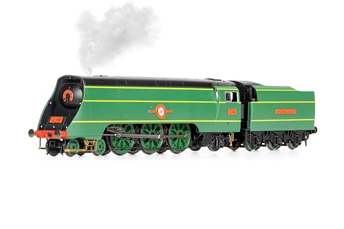 Hornby R30399SS SR Merchant Navy Class 4-6-2 21C1 Channel Packet - Steam Generator Locomotive - Steam Model Railway OO Gauge