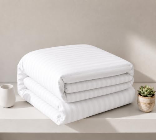 Image of Castiqa Premium Glace Cotton Satin King Size Stripes Pattern Quilt Cover /Duvet Cover /Rajai Cover /Blanket Cover with Zipper Closure (Queen (80x90 inch), White)