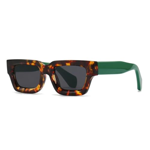 Lunettes de soleil rétro pour terrasses et festivals d'été avec style vintage et chic